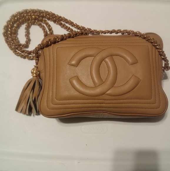 TAN CHANEL HANDBAG w/Chain Strap - Picture 1 of 8